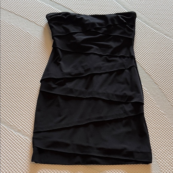 White House Black Market Dresses & Skirts - Elegant White House Black Market Black Strapless Dress 12